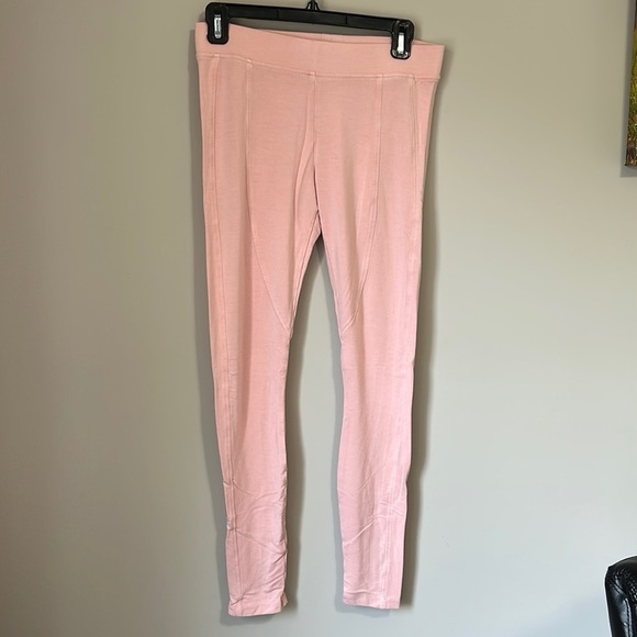 UGG Pants - UGG Pink Ultra Soft Watts Paneled
Knit Pant Legging Soft Comfy  Sz S